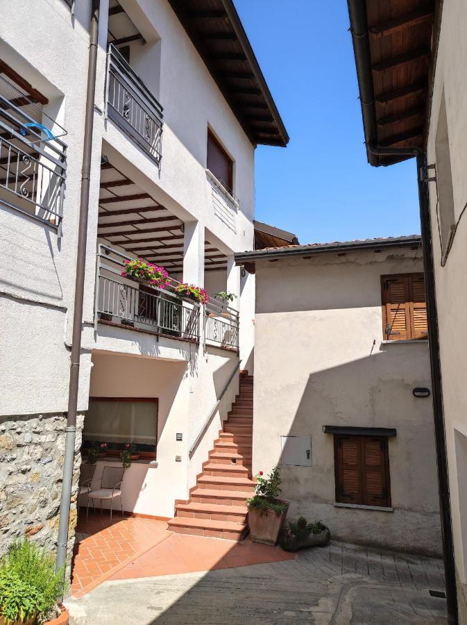 Appartamenti La Terrazza Pasturo Buitenkant foto
